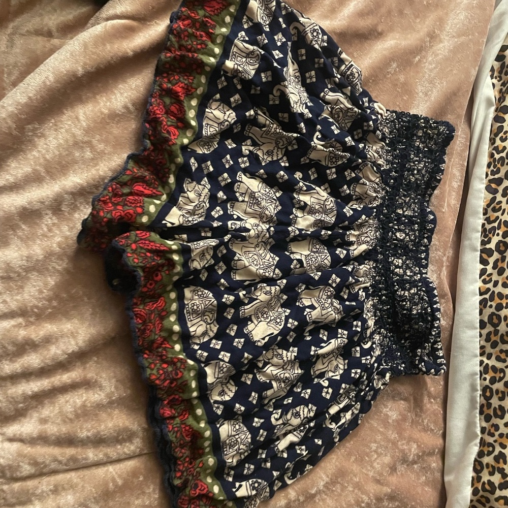 Angie shorts size small with elephants